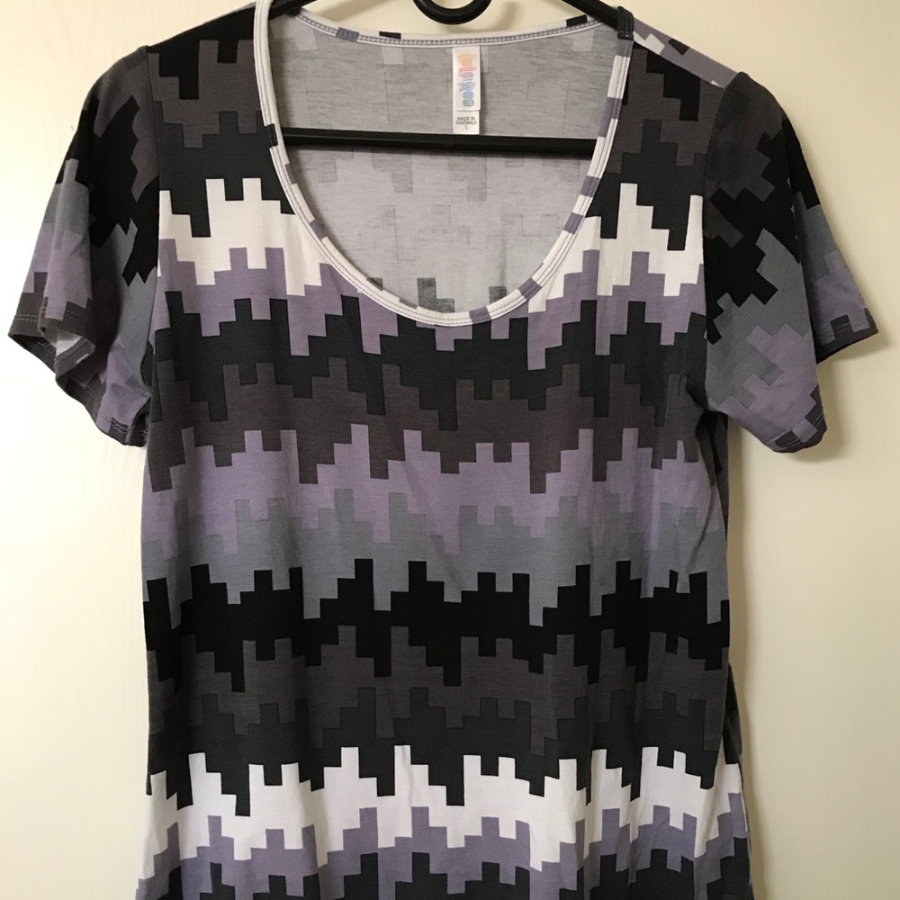 LuLaRoe Classic Tee